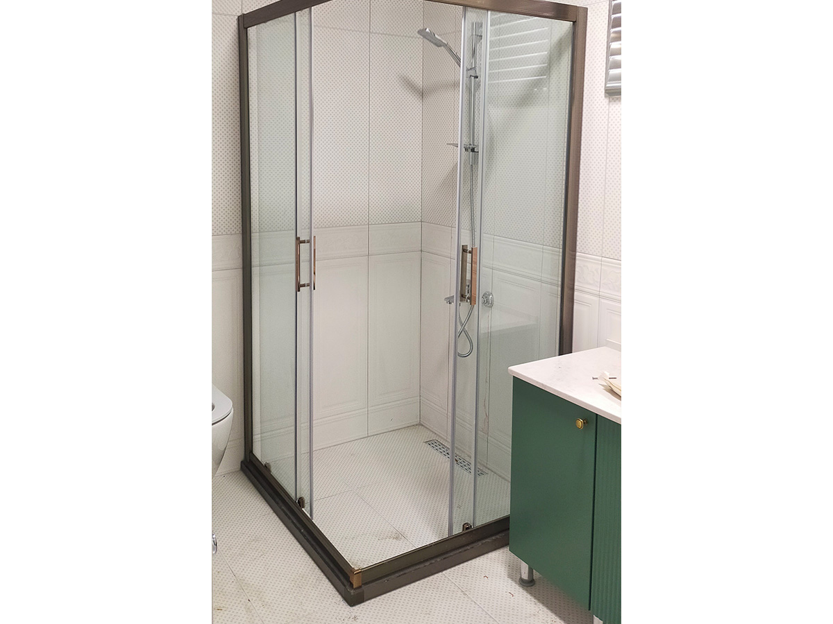 Banyo Dolabı ve Duş Kabini